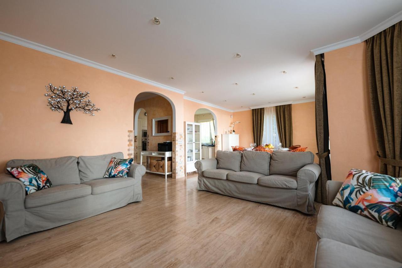 Villa Faya On The First Ocean Line With New Heated Pool لوس كريستيانوس المظهر الخارجي الصورة